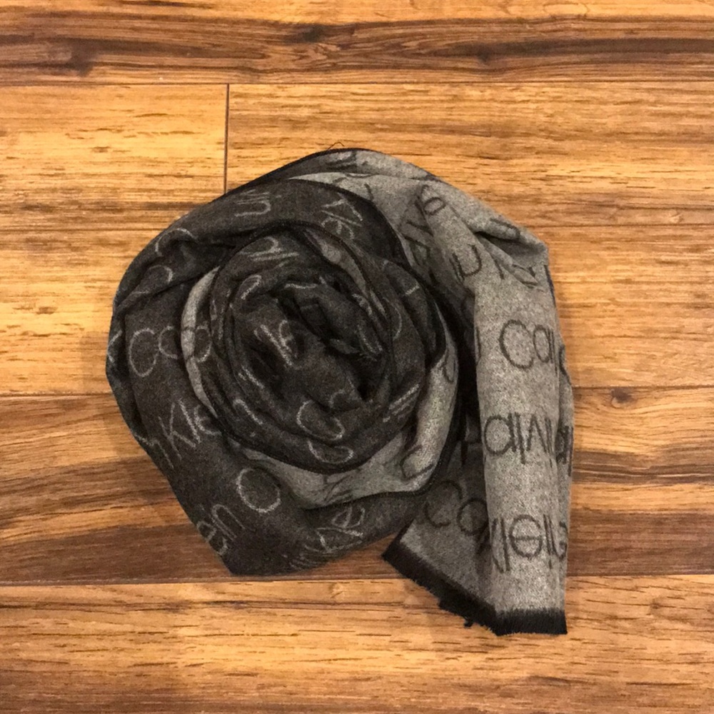 ‼️BRAND NEW‼️ CALVIN KLEIN SCARF 🧣